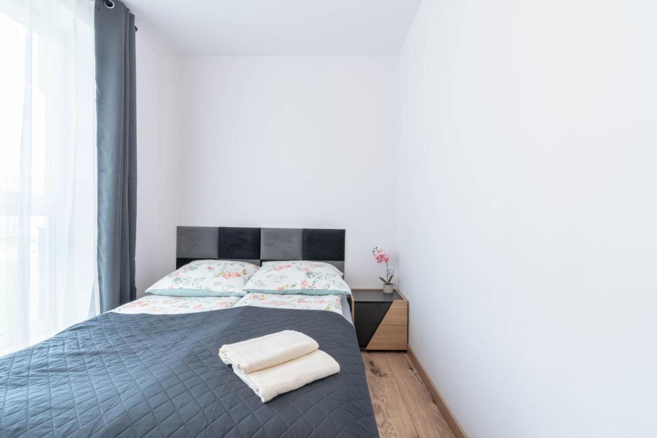 Apartment Posnania Parking Samodzielne Zameldowanie 24h *